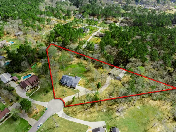 21 Twin Forks Drive, Willis, TX 77378