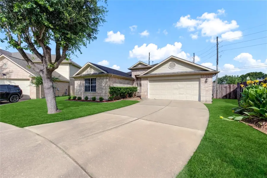 702 Hollyhock Drive, Stafford, TX 77477 - #3