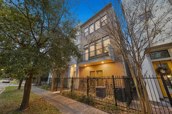 2105 Mason Street, Houston, TX 77006