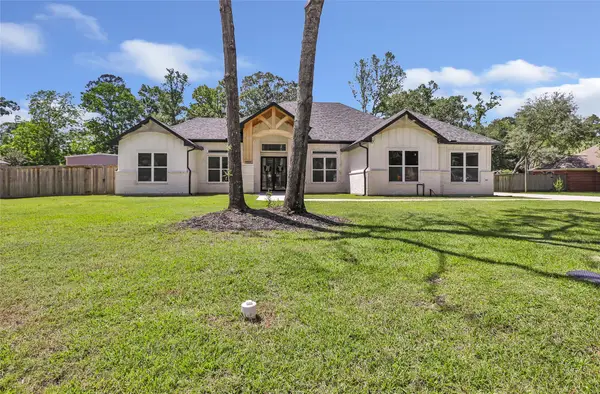 2423 Roman Forest Boulevard, New Caney, TX 77357