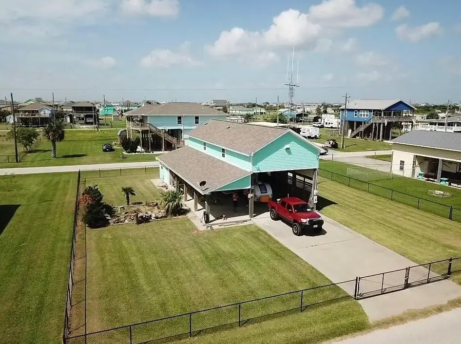 930 West Lane, Crystal Beach, TX 77650 - #1