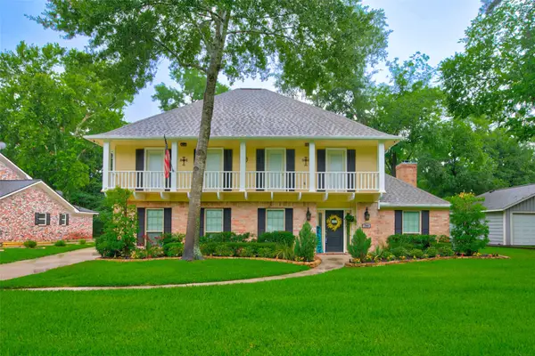 746 Stone Mountain Drive, Conroe, TX 77302