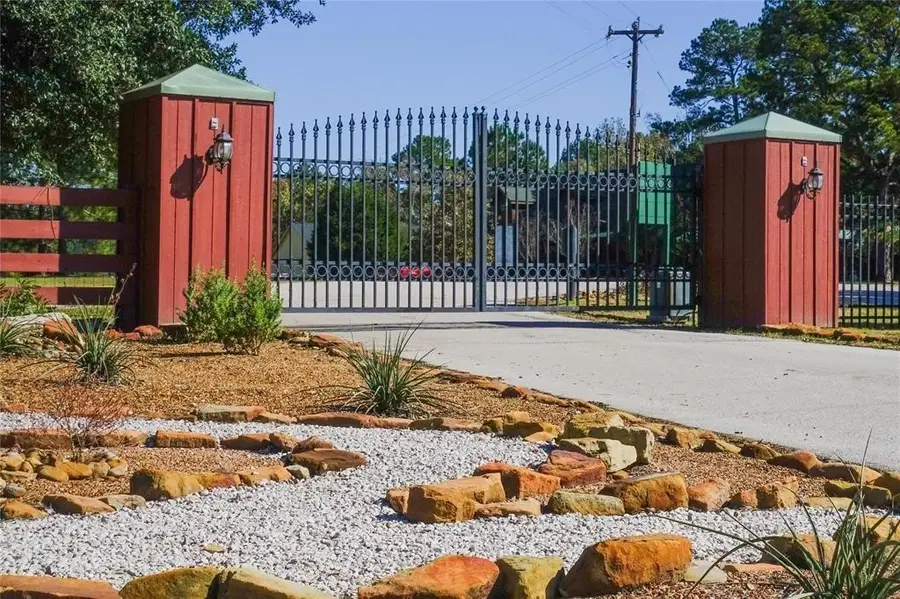 17 Wildwood Lake Drive, Huntsville, TX 77340 - #3