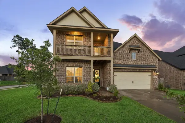 1365 Knollbridge Point Lane, Pinehurst, TX 77362