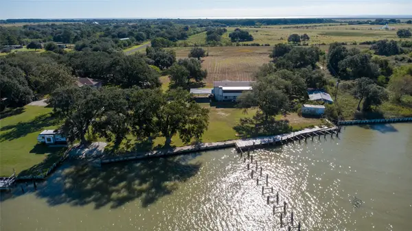 223 Fisherman Road, Anahuac, TX 77514