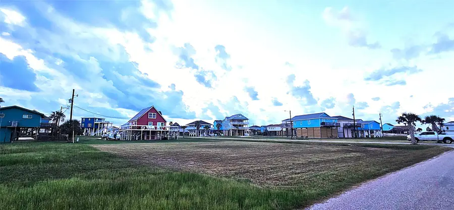 000 Jean Lafitte Drive, Freeport, TX 77541 - #2