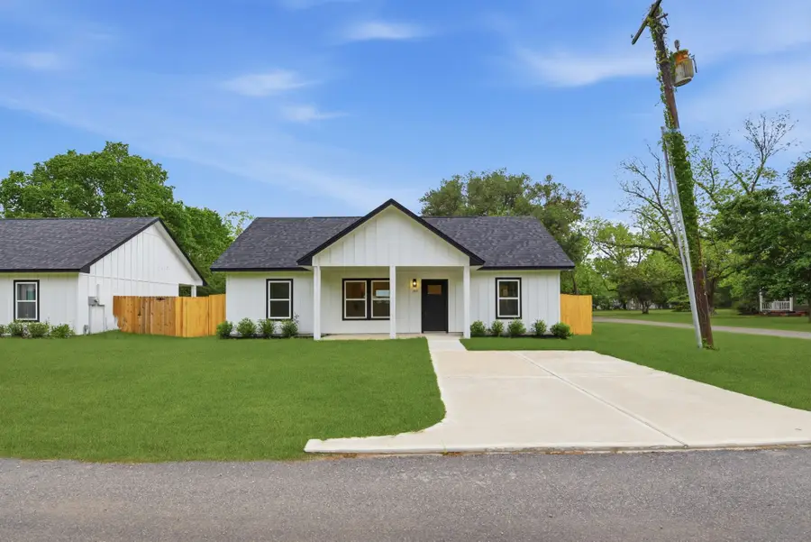 205 Spruce, Daisetta, TX 77533 - #3