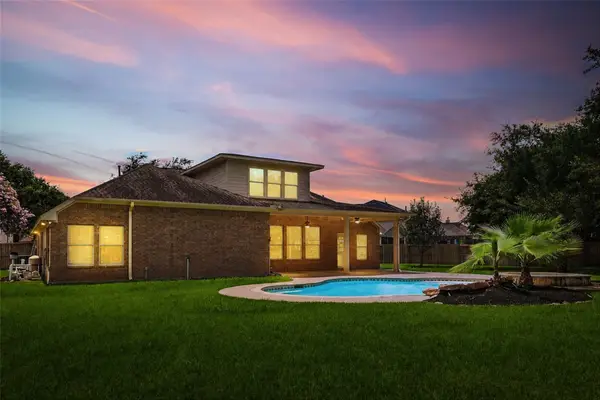 8015 Ravens Point Drive, Richmond, TX 77406