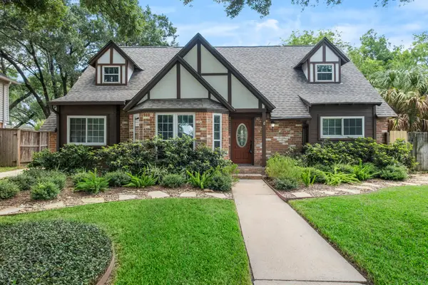 11830 Westmere Drive, Houston, TX 77077