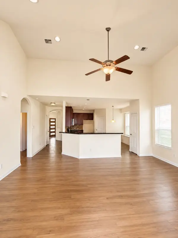 7827 Mesquite Manor Ln, Richmond, TX 77407
