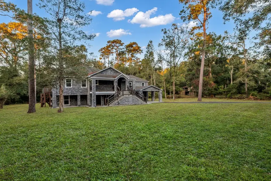 83 White Oak Drive N, Woodbranch, TX 77357 - Image #3