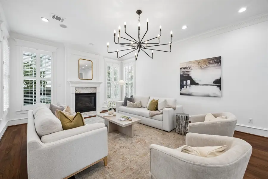 705 W 9th Street, Houston, TX 77007 - #2