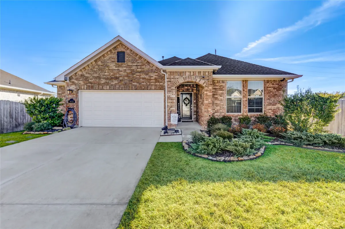 8023 Royal Palm Drive, Fulshear, TX 77441 - Image #1