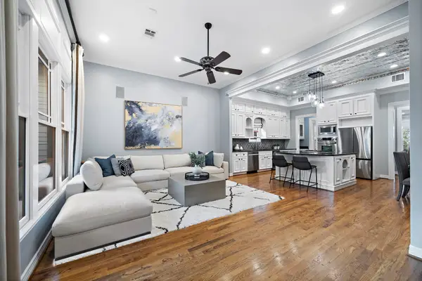 619 E 8th 1/2 Street, Houston, TX 77007