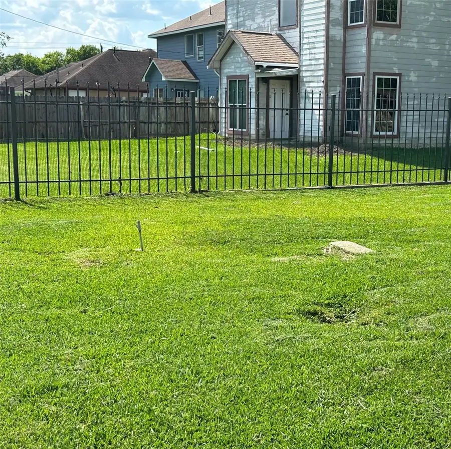 7319 Camino Real Street, Baytown, TX 77521 - Image #2