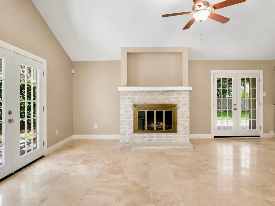 4521 Coronado Street, Seabrook, TX 77586 - #3