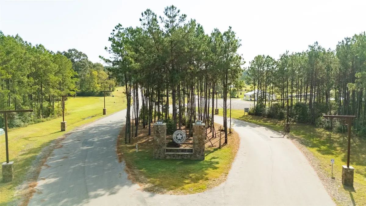 15665 Fire Sky Road, Willis, TX 77378 - Image #1