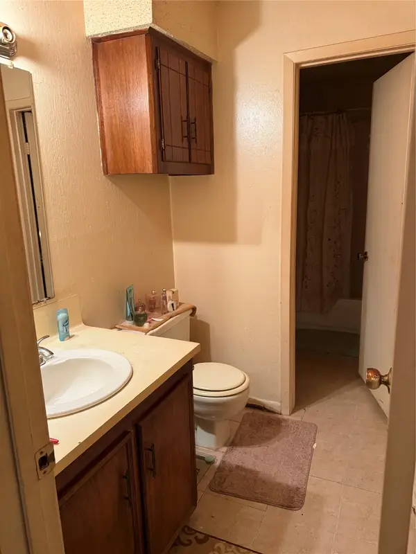 514 Verhalen Road #514B, Alvin, TX 77511