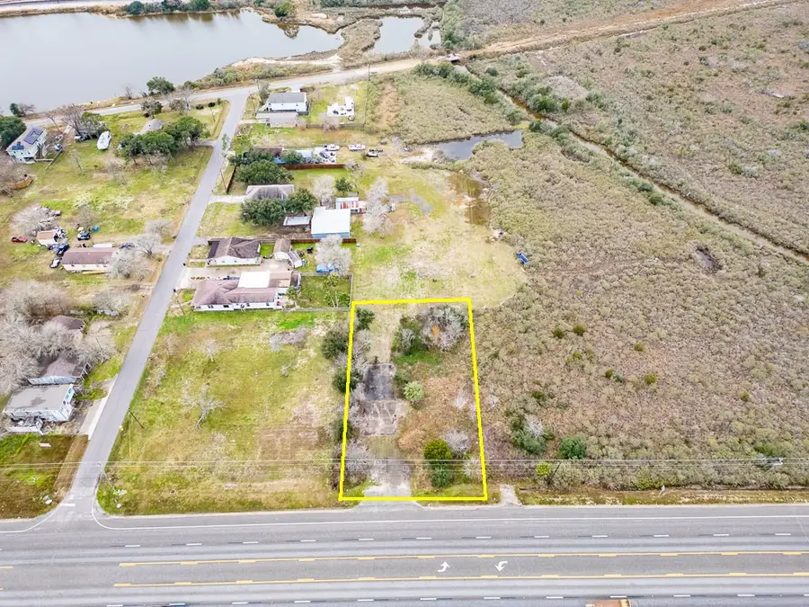 4811 Highway 6, Hitchcock, TX 77563 - #2