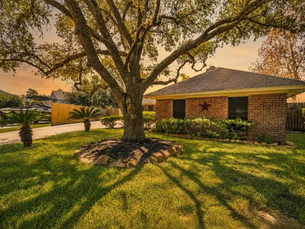 7093 Whispering Wind Drive, Willis, TX 77318