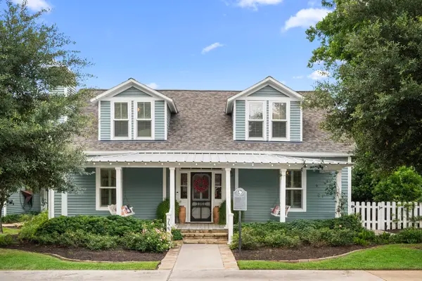 722 Jackson Street, Columbus, TX 78934