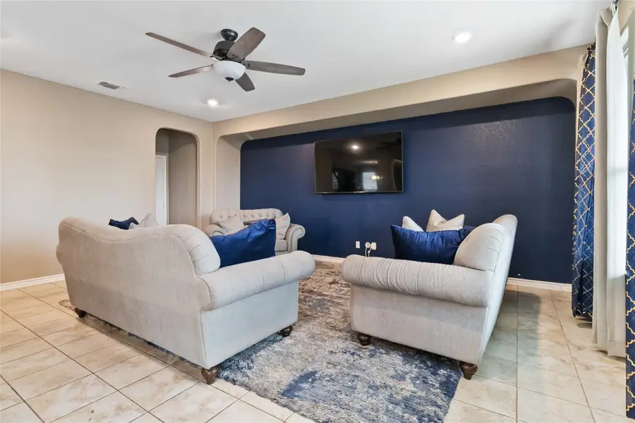 672 Valley Gdn, New Braunfels, TX 78130 - Image #3