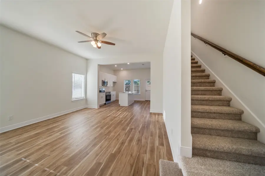 410 W Marlin St W, Willis, TX 77378 - #2