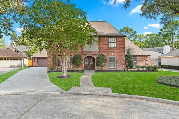 6711 Walton Heath Drive, Houston, TX 77069