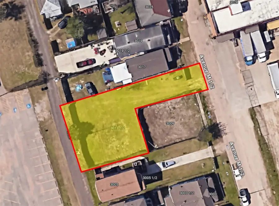 3013 Avenue M 1/2, Galveston, TX 77550 - #2