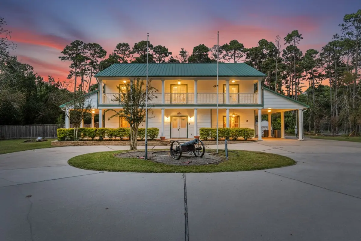 7316 Pine Drive, Alvin, TX 77511 - Image #1