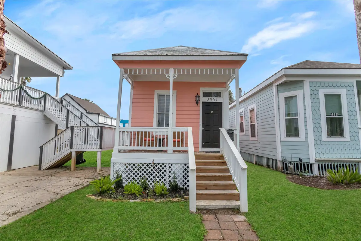 3907 Ursuline Street, Galveston, TX 77550 - Image #1