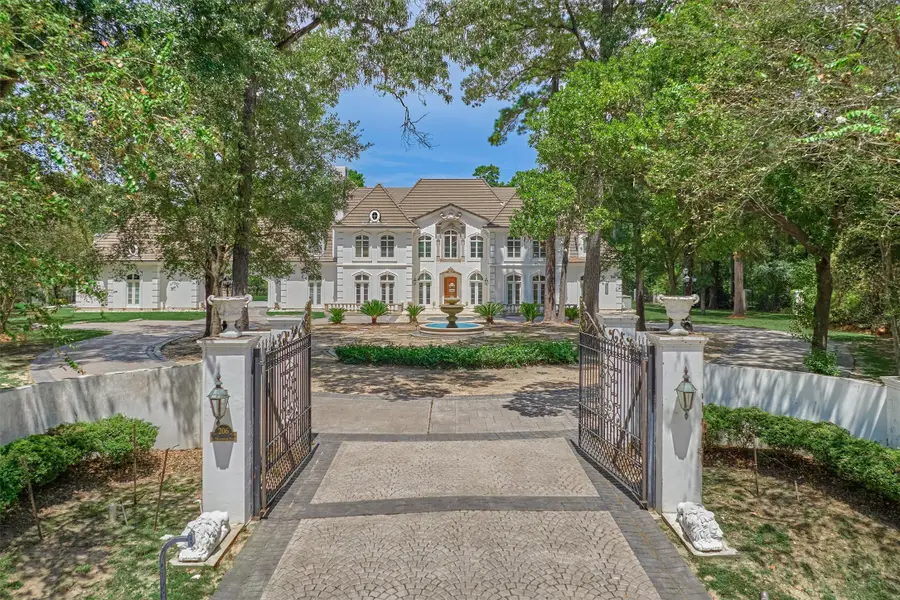 206 N Tranquil Path, The Woodlands, TX 77380 - #2