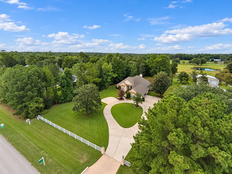 9135 Grand Lake Estates Drive, Montgomery, TX 77316 - #2