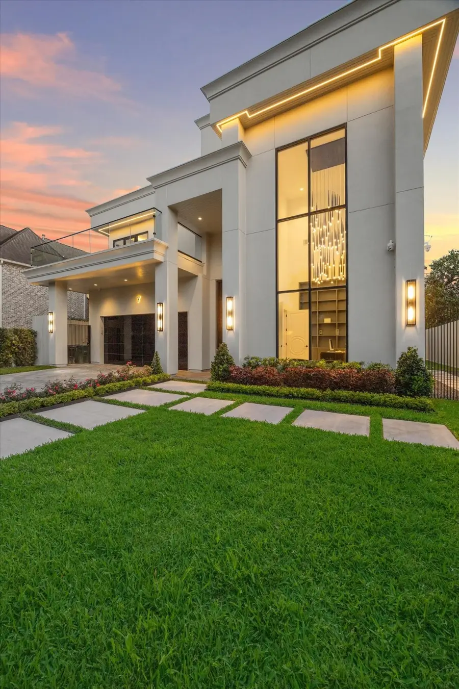 7 Lana Lane, Houston, TX 77027 - Image #2