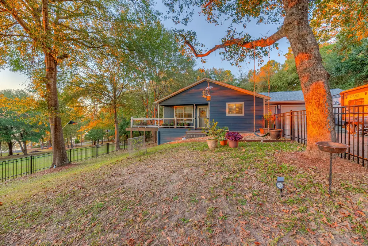445 Loop Drive, Livingston, TX 77351 - Image #1