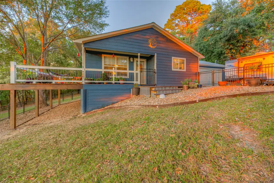 445 Loop Drive, Livingston, TX 77351 - Image #2