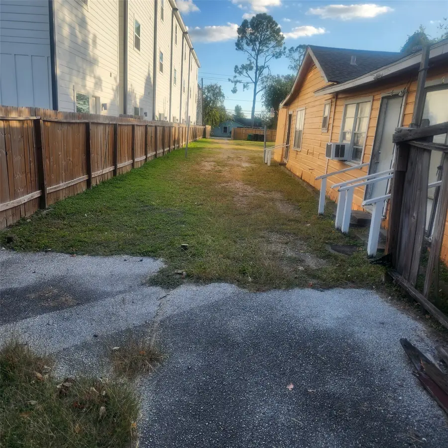 320 Thornton Road, Houston, TX 77018 - #3