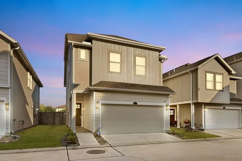 1913 Kirby Landing Drive, Houston, TX 77051 - #1