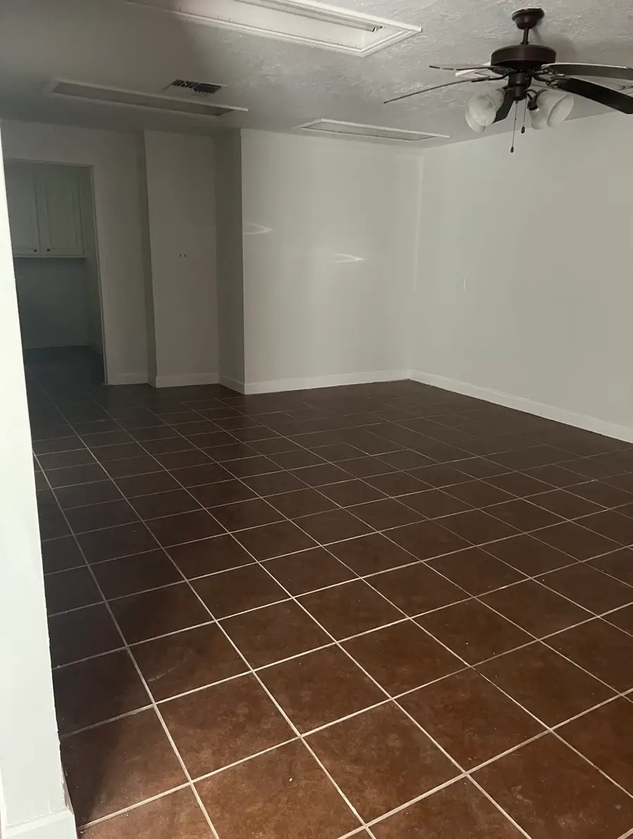 2207 Strawberry Road, Pasadena, TX 77502 - #3