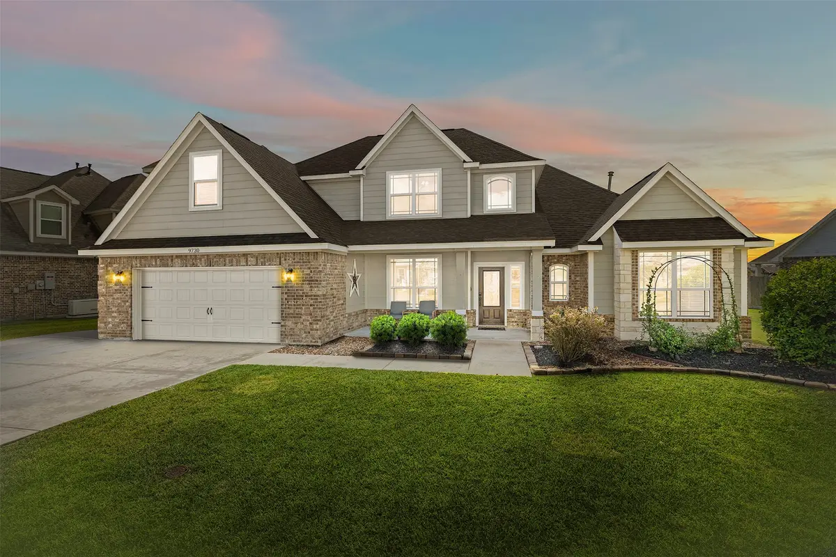 9730 Suffolk Downs Drive, Monterey Belvieu, TX 77523 - #1