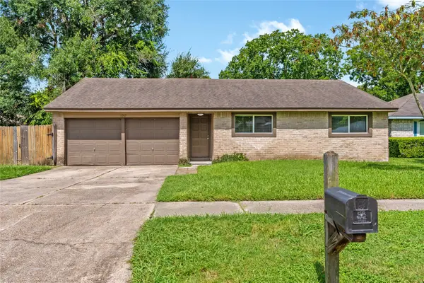 11307 Beauvoir Drive, Houston, TX 77065