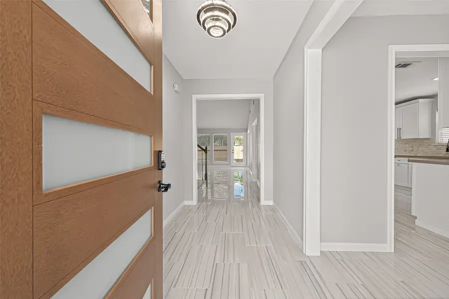 11506 Colonial Trail Drive, Houston, TX 77066 - Image #3