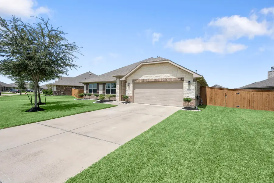 10203 Whitney Reach Drive, Rosharon, TX 77583 - #2
