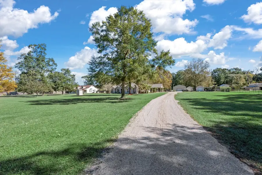 10205 Fostoria Road, Cleveland, TX 77328 - Image #3