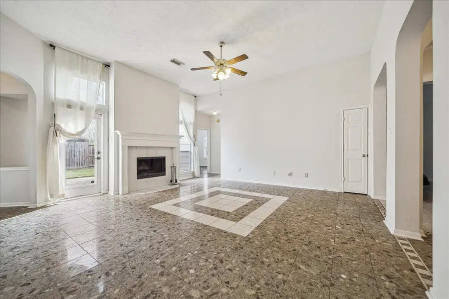 119 Lissa Lane, Sugar Land, TX 77479 - #2