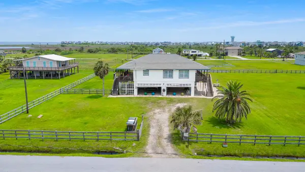3919 2nd Street, Galveston, TX 77554