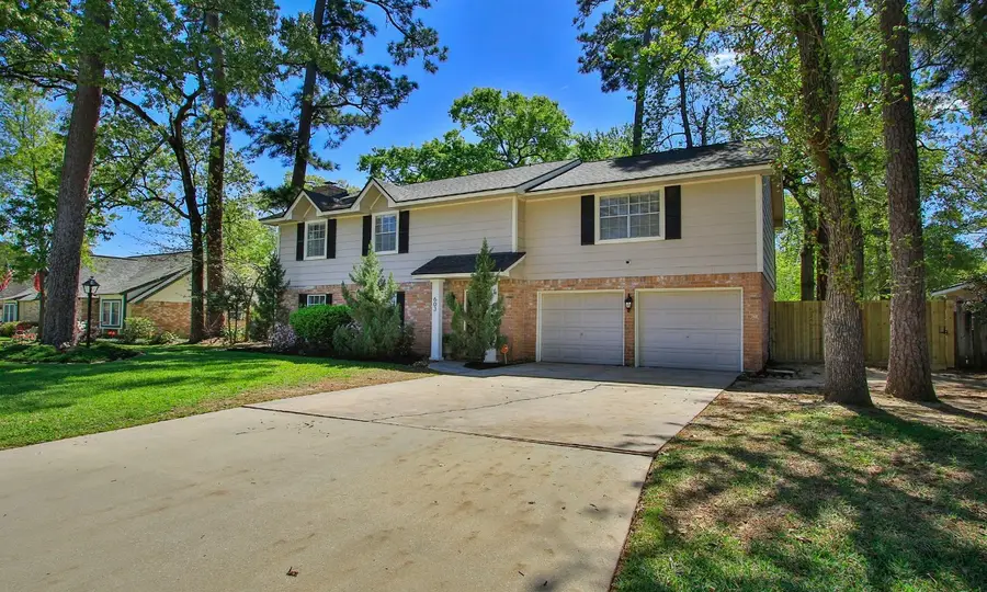 603 Shenandoah Drive, Shenandoah, TX 77381 - #2