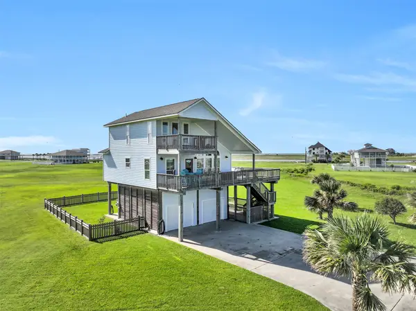 3902 Warrior Court, Galveston, TX 77554