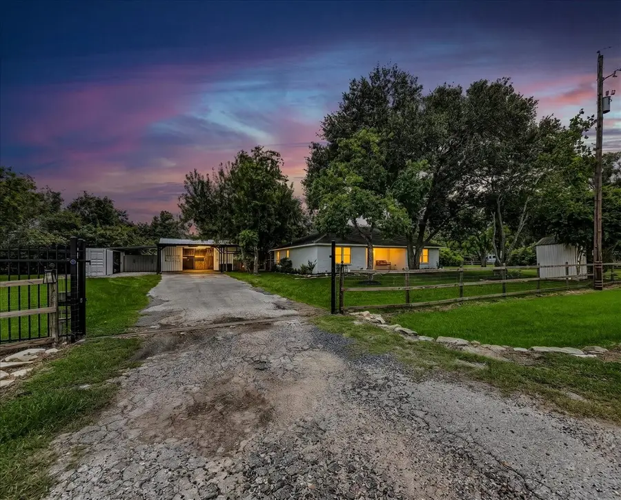 4812 Hill Street, Alvin, TX 77511 - #2