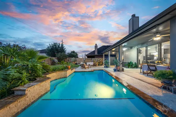 3807 Keatings Lagoon Ct, Katy, TX 77494
